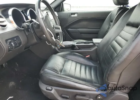 2005 Ford Mustang Gt z USA, uszkodzony, nr VIN 1ZVFT85HX55223927